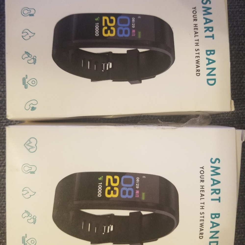 Fitness watches, pair of 2